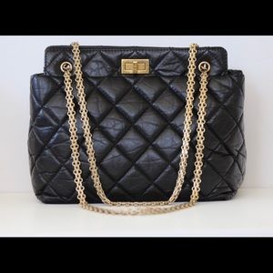 Gorgeous Authentic Chanel 2012 Reissue tote